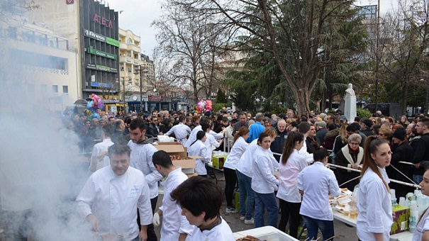 Λάρισα: Αποκριάτικο γλέντι για την Τσικνοπέμπτη στην Κεντρική Πλατεία