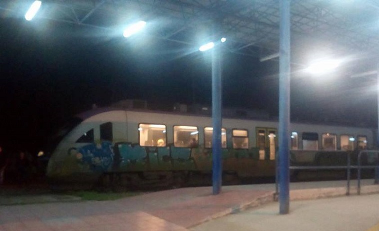 Με καθυστέρηση έφτασαν οι Λαρισαίοι μετά τον εκτροχιασμό βαγονιού