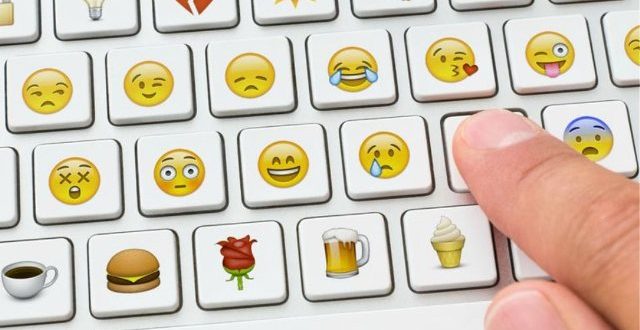 Βόλος: Η πρώτη καταδίκη για χαμογελαστό emoticon στο Facebook!