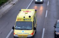 Ελαφρύς τραυματισμός για οδηγό δικύκλου στη Λάρισα