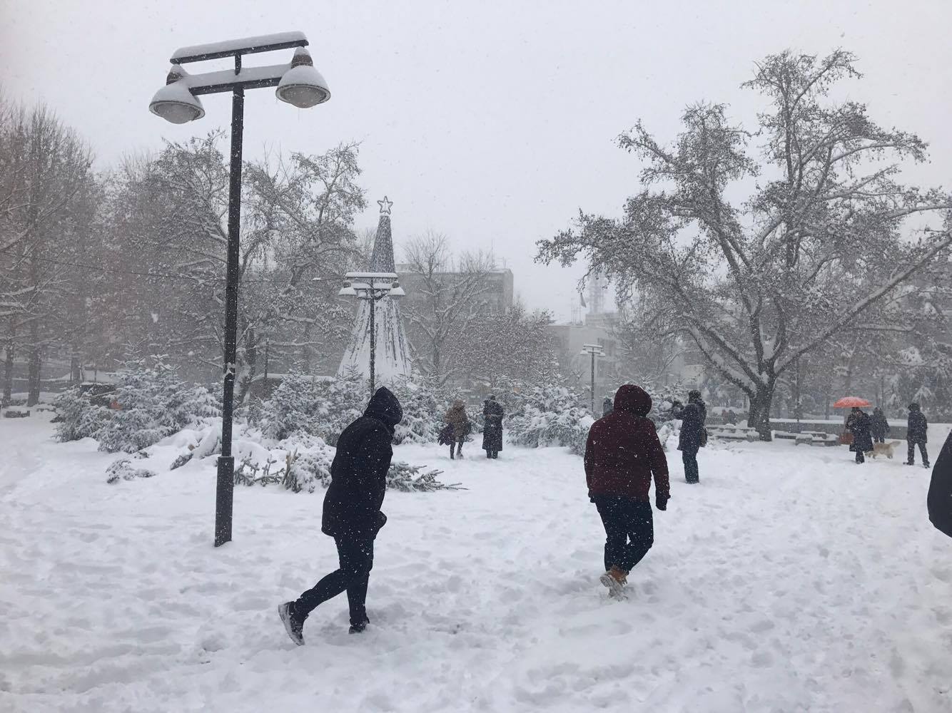 Έρχεται χιόνι στην πόλη και… πολικές θερμοκρασίες!